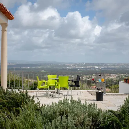 Oceanview Cliff Retreat カルダス・ダ・ライーニャ