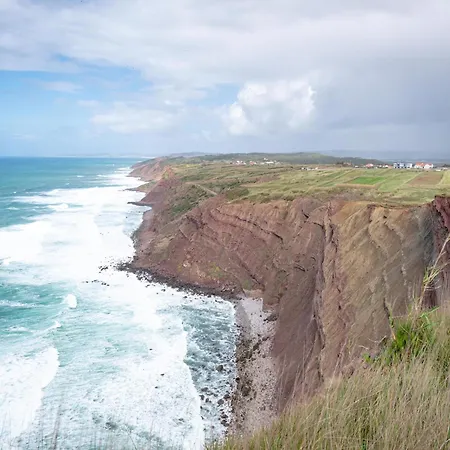 Oceanview Cliff Retreat Caldas Da Rainha