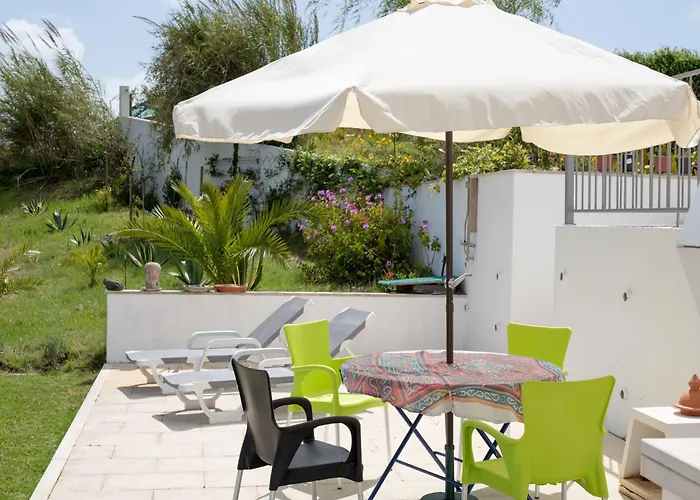 Oceanview Cliff Retreat