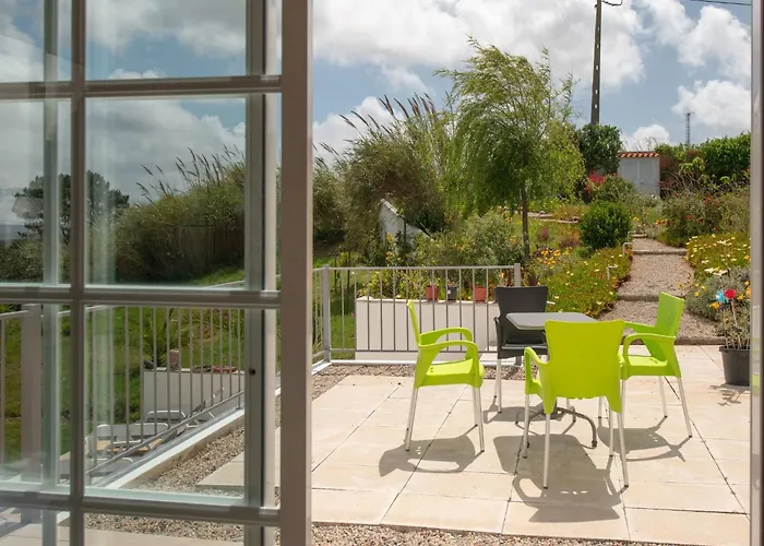 Vila Oceanview Cliff Retreat