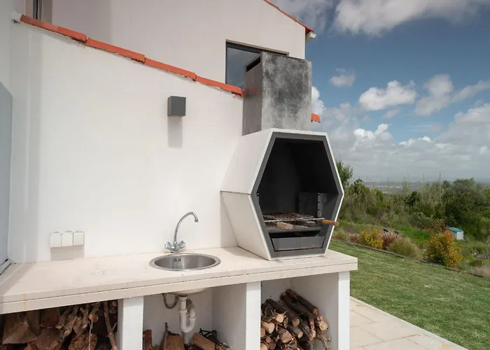 Oceanview Cliff Retreat Vila *