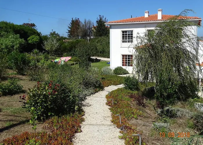 Vila Oceanview Cliff Retreat